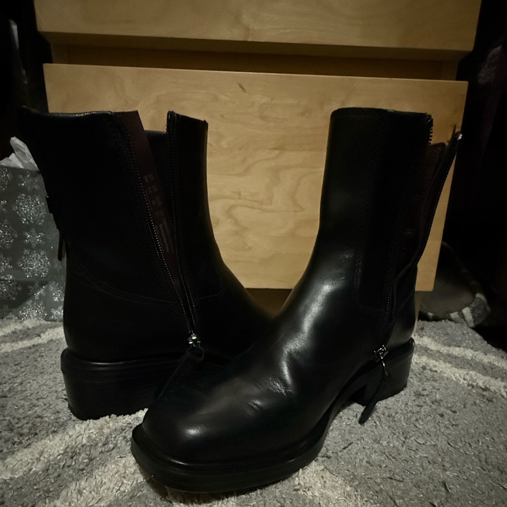 Franco Sarto Black Leather Heeled Boots